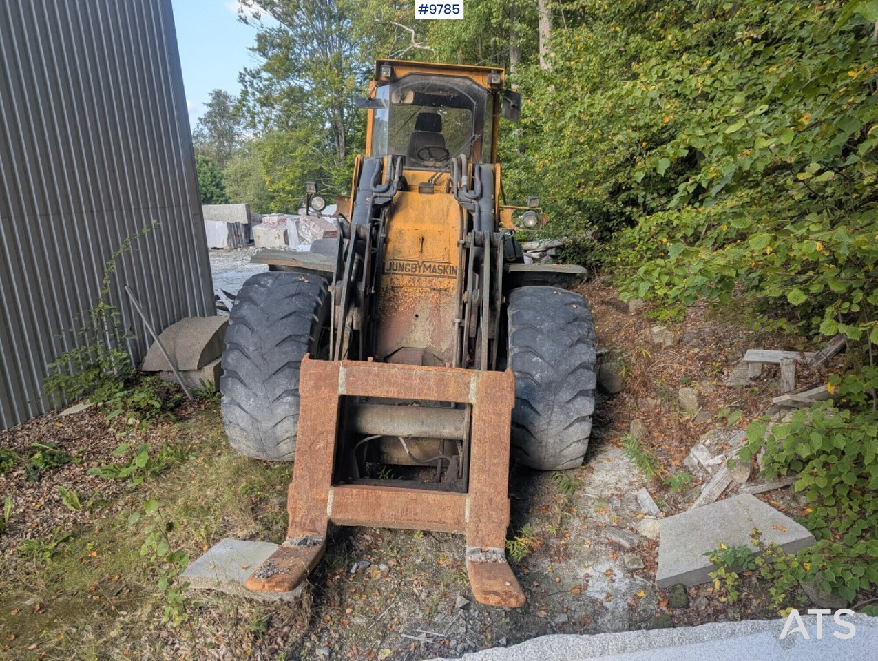 Wheel loader Ljungby L25 Repair object - Cargadora de ruedas: foto 2 Wheel loader Ljungby L25 Repair object - Cargadora de ruedas: foto 2