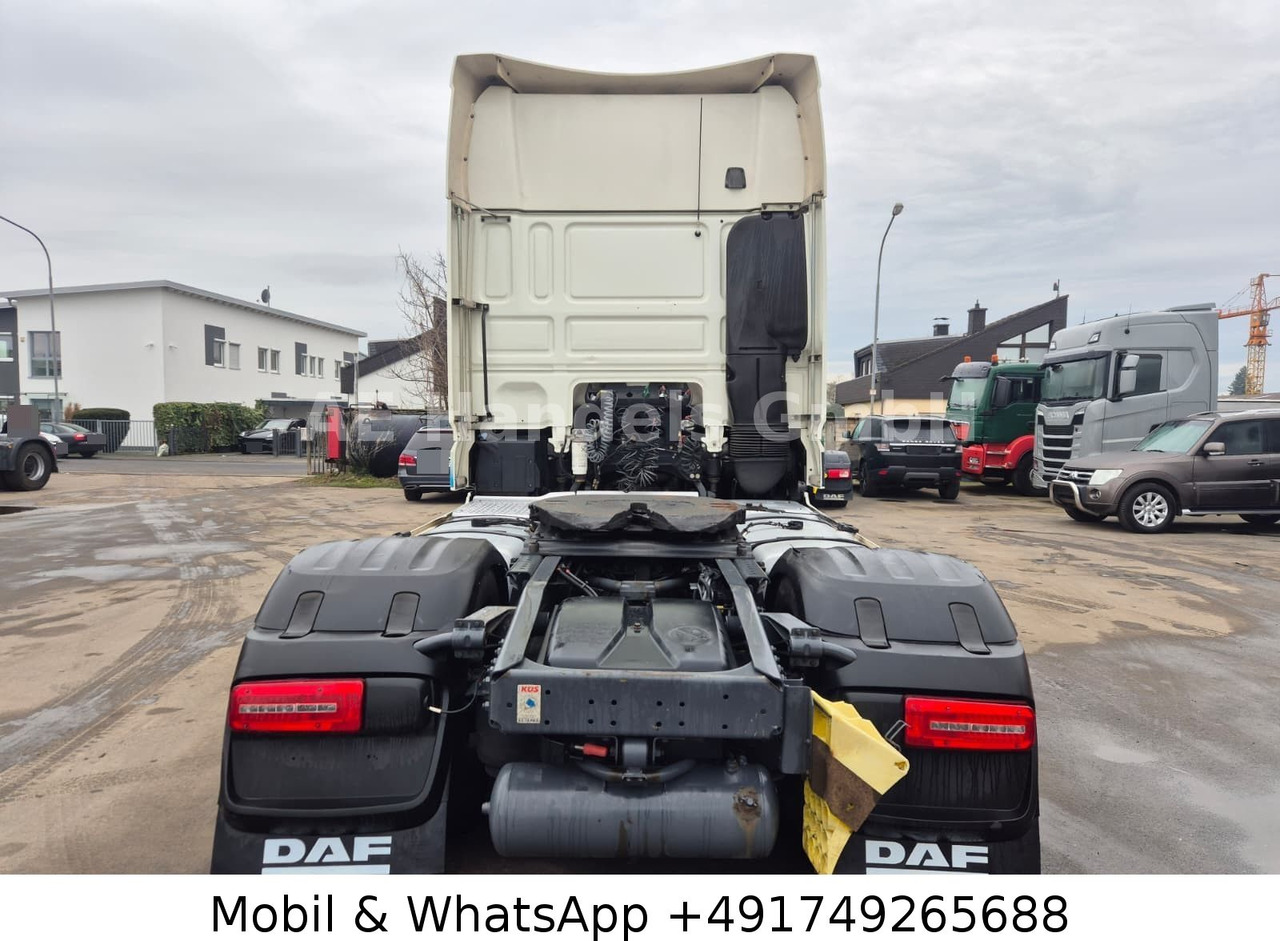 DAF XF 530 SSC BL 4x2 *Retarder/ACC/2xTank/Totwinkel - Cabeza tractora: foto 4 DAF XF 530 SSC BL 4x2 *Retarder/ACC/2xTank/Totwinkel - Cabeza tractora: foto 4
