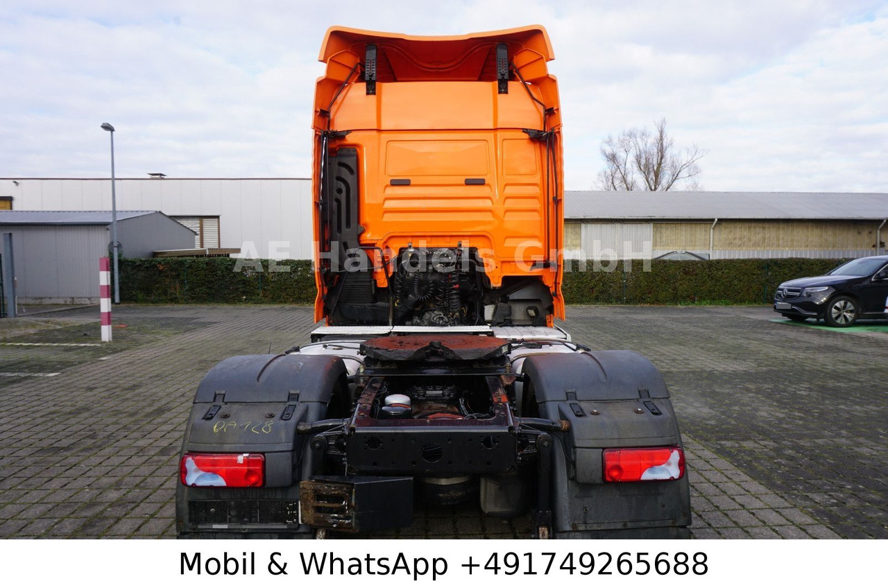 MAN TGX 18.440 XLX LL Low *Manual/Retarder/2xTank - Cabeza tractora: foto 4 MAN TGX 18.440 XLX LL Low *Manual/Retarder/2xTank - Cabeza tractora: foto 4