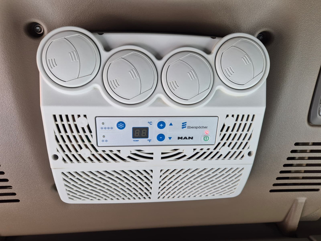 Cabeza tractora MAN TGX 18.510 BL 4x4 HydroDrive *Pritader/Hydr./ACC: foto 20 Cabeza tractora MAN TGX 18.510 BL 4x4 HydroDrive *Pritader/Hydr./ACC: foto 20