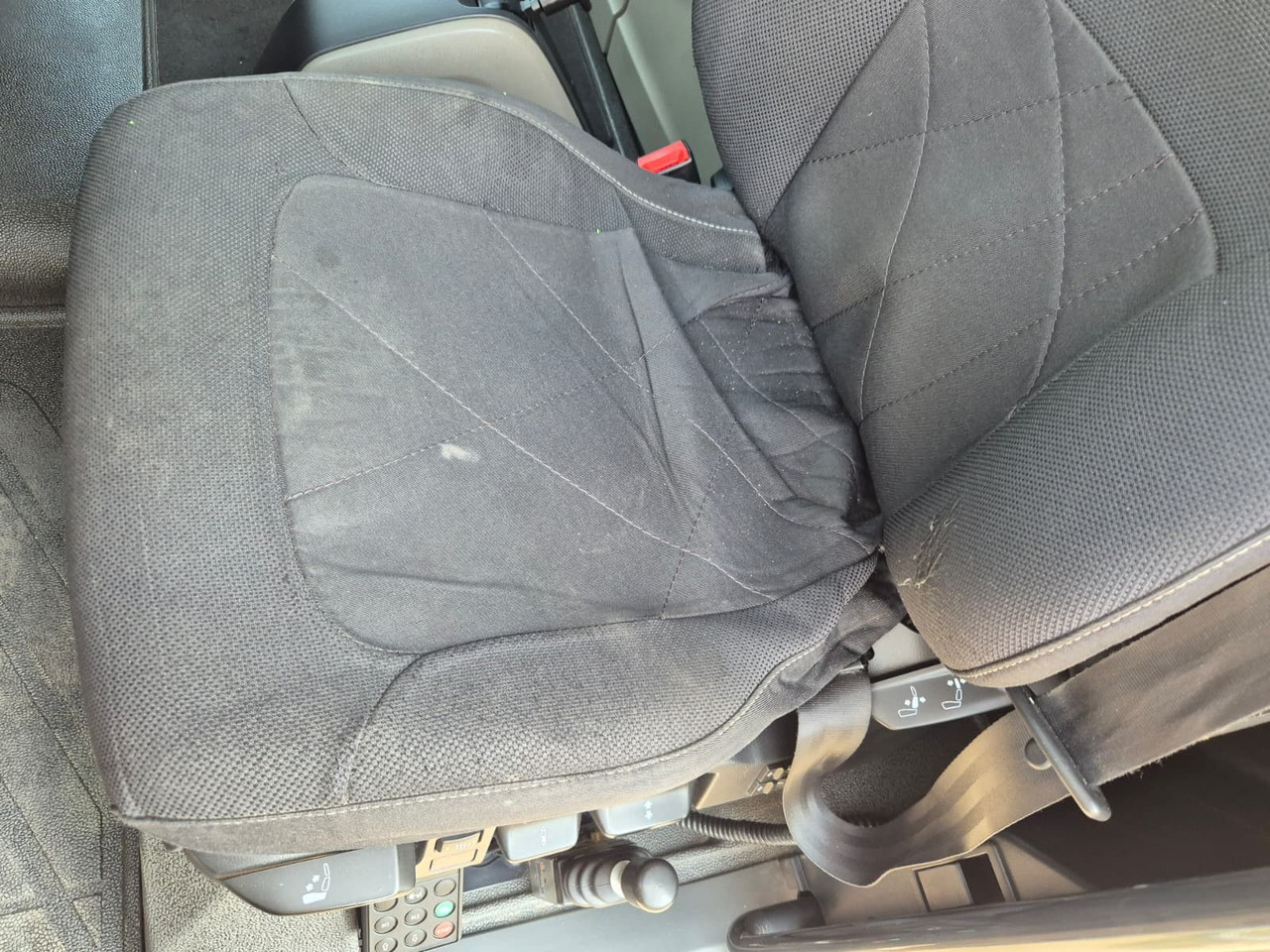 Cabeza tractora MAN TGX 18.510 BL 4x4 HydroDrive *Pritader/Hydr./ACC: foto 17 Cabeza tractora MAN TGX 18.510 BL 4x4 HydroDrive *Pritader/Hydr./ACC: foto 17