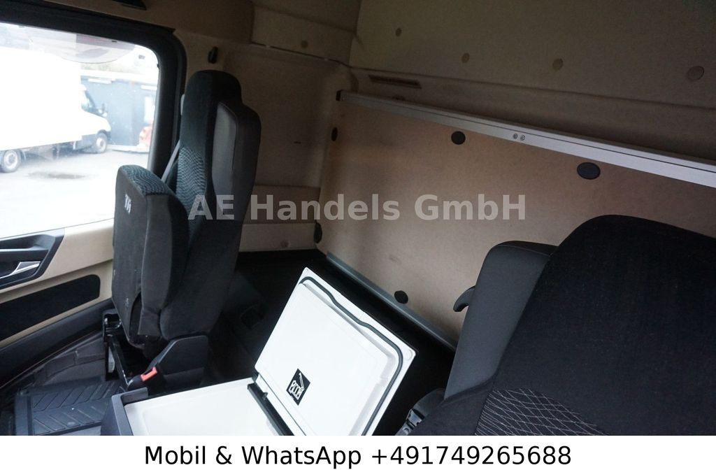 Cabeza tractora Mercedes-Benz Actros IV 1845 L BL *Retarder/ACC/LDW/Hydr. Mercedes-Benz Actros IV 1845 L BL *Retarder/ACC/LDW/Hydr.: foto 19 Cabeza tractora Mercedes-Benz Actros IV 1845 L BL *Retarder/ACC/LDW/Hydr. Mercedes-Benz Actros IV 1845 L BL *Retarder/ACC/LDW/Hydr.: foto 19