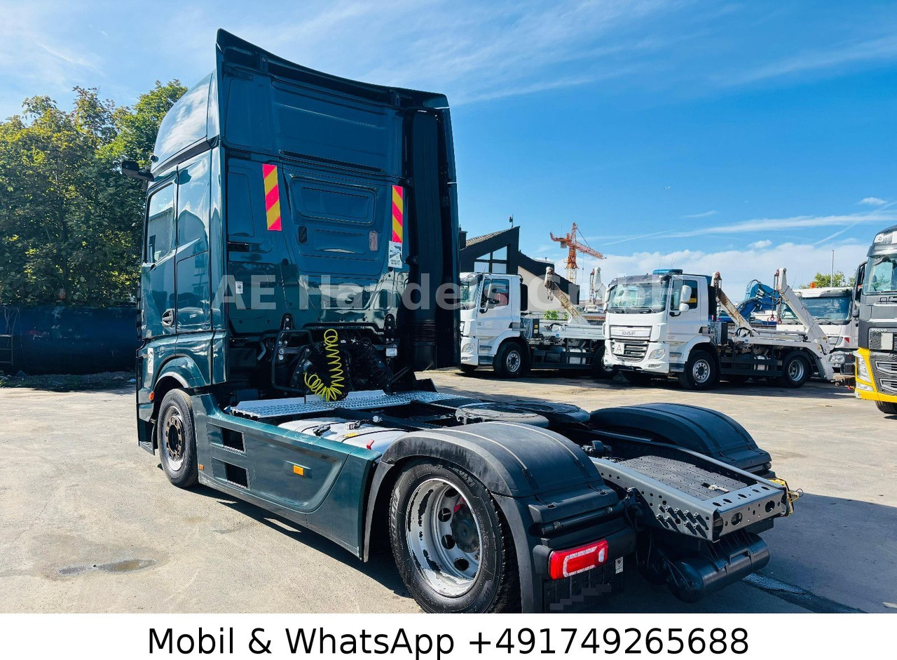 Mercedes-Benz Actros V 1843 L LL LowDeck *Retarder/ACC/2xTank - Cabeza tractora: foto 5 Mercedes-Benz Actros V 1843 L LL LowDeck *Retarder/ACC/2xTank - Cabeza tractora: foto 5