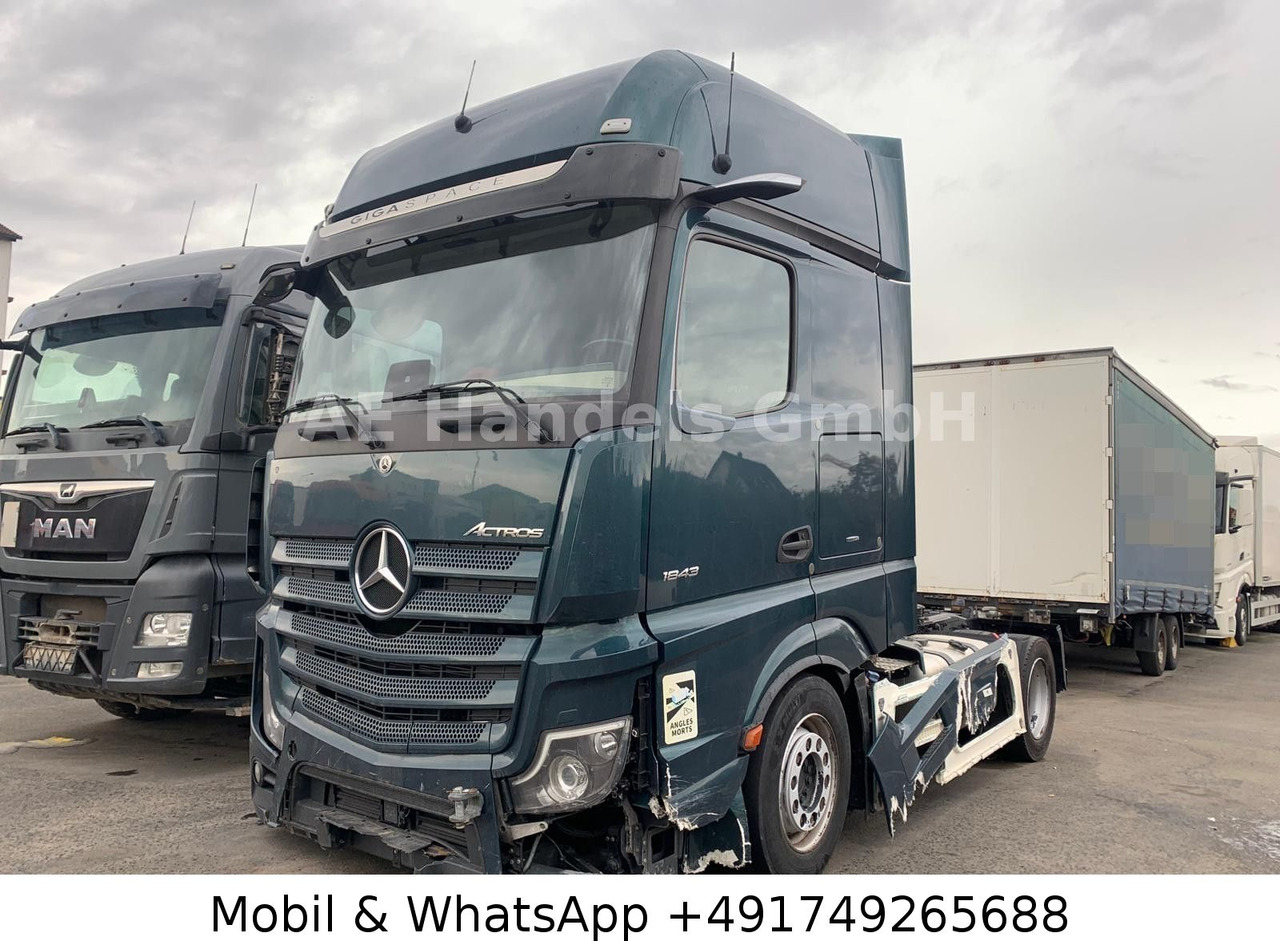 Mercedes-Benz Actros V 1843 L LL LowDeck *Retarder/ACC/2xTank - Cabeza tractora: foto 1 Mercedes-Benz Actros V 1843 L LL LowDeck *Retarder/ACC/2xTank - Cabeza tractora: foto 1