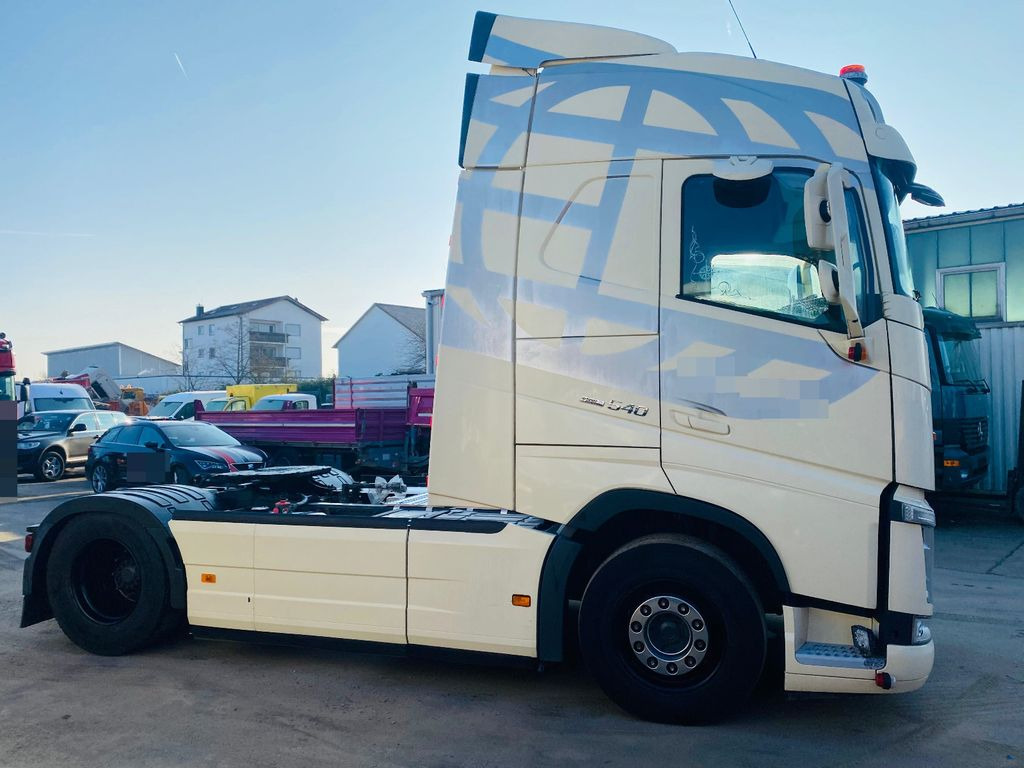 Volvo FH 540 Globe BL I-Shift Dual*VEB/2-KreisHydr/ACC - Cabeza tractora: foto 2 Volvo FH 540 Globe BL I-Shift Dual*VEB/2-KreisHydr/ACC - Cabeza tractora: foto 2