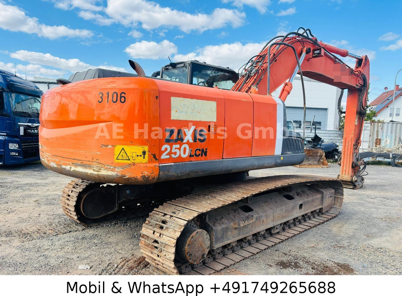 Hitachi ZX250LCN-3 *16.800 STD/Monoausleger/OilQuick - Excavadora de cadenas: foto 5 Hitachi ZX250LCN-3 *16.800 STD/Monoausleger/OilQuick - Excavadora de cadenas: foto 5
