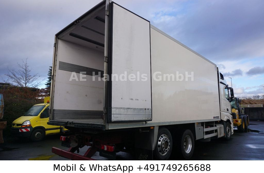 Mercedes-Benz Actros IV 2551 L LL*Retarder/ThermoKing-SLXe-100 Mercedes-Benz Actros IV 2551 L LL*Retarder/ThermoKing-SLXe-100 - Camión frigorífico: foto 4 Mercedes-Benz Actros IV 2551 L LL*Retarder/ThermoKing-SLXe-100 Mercedes-Benz Actros IV 2551 L LL*Retarder/ThermoKing-SLXe-100 - Camión frigorífico: foto 4