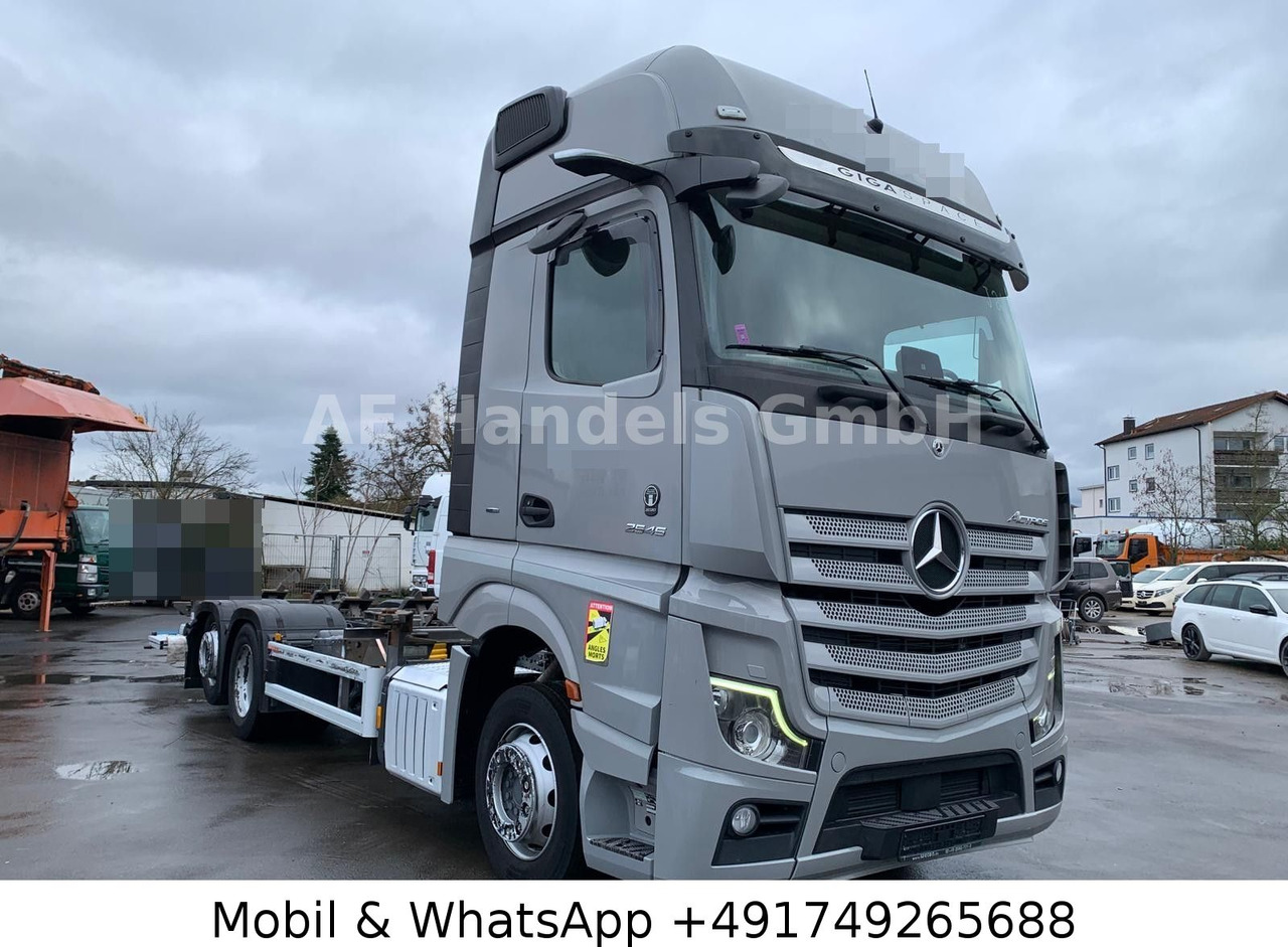 Mercedes-Benz Actros V 2545 GigaSpace BDF *Retarder/Multi/LBW - Camión portacontenedore/ Intercambiable: foto 1 Mercedes-Benz Actros V 2545 GigaSpace BDF *Retarder/Multi/LBW - Camión portacontenedore/ Intercambiable: foto 1