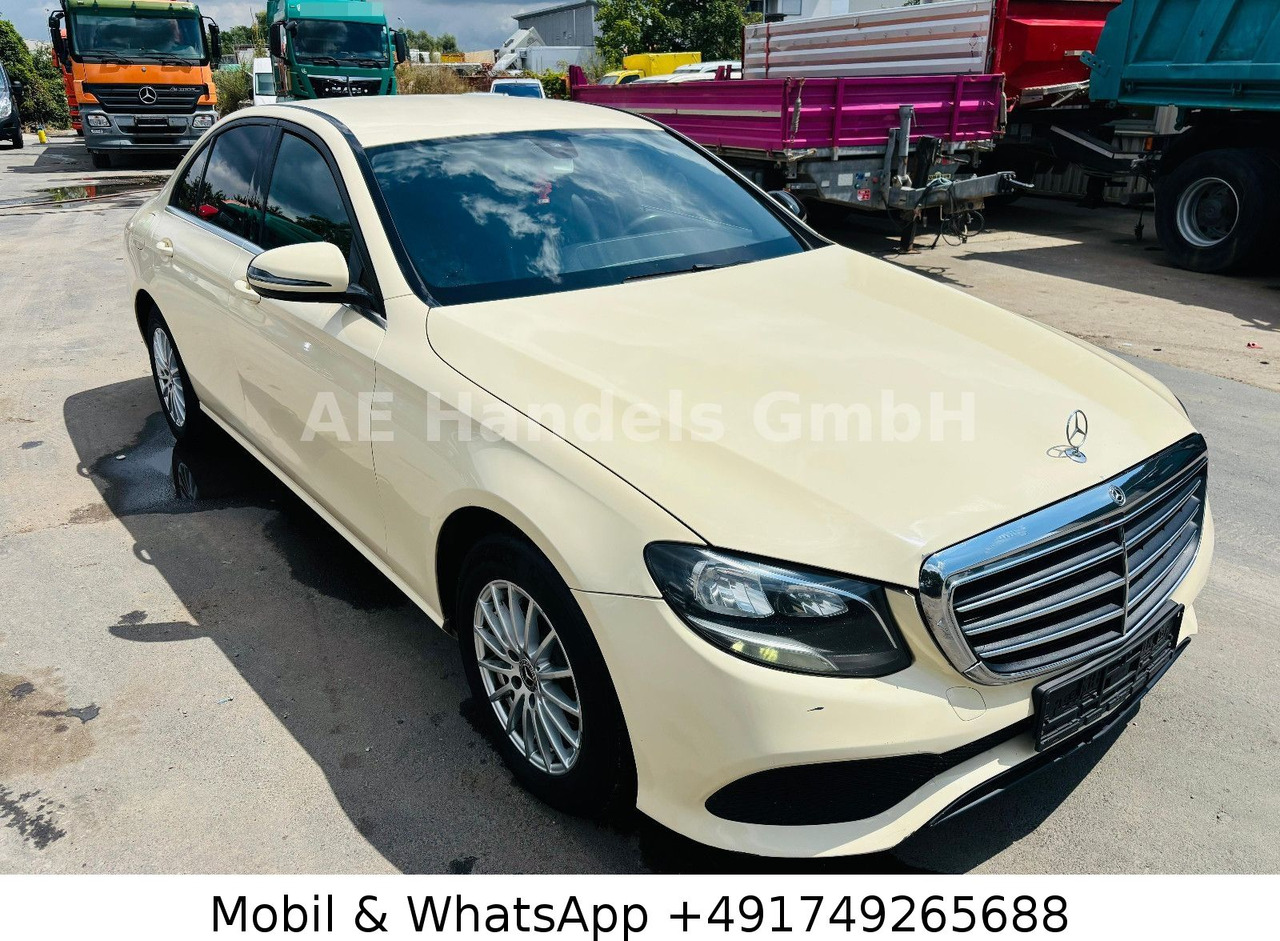 Mercedes-Benz E 220 d *Leder / Sitzheizung / Tempomat - Sedan: foto 1 Mercedes-Benz E 220 d *Leder / Sitzheizung / Tempomat - Sedan: foto 1