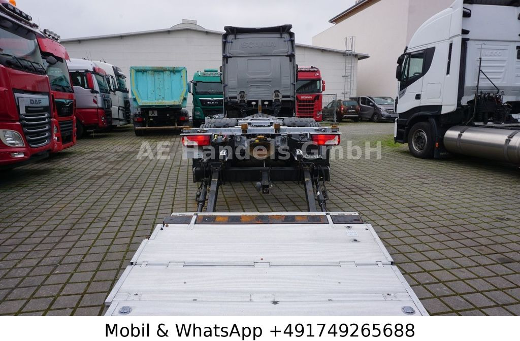 Scania S450 HighLine LL BDF *Retarder/Lenk+Lift/LBW/AHK - Camión chasis: foto 4 Scania S450 HighLine LL BDF *Retarder/Lenk+Lift/LBW/AHK - Camión chasis: foto 4