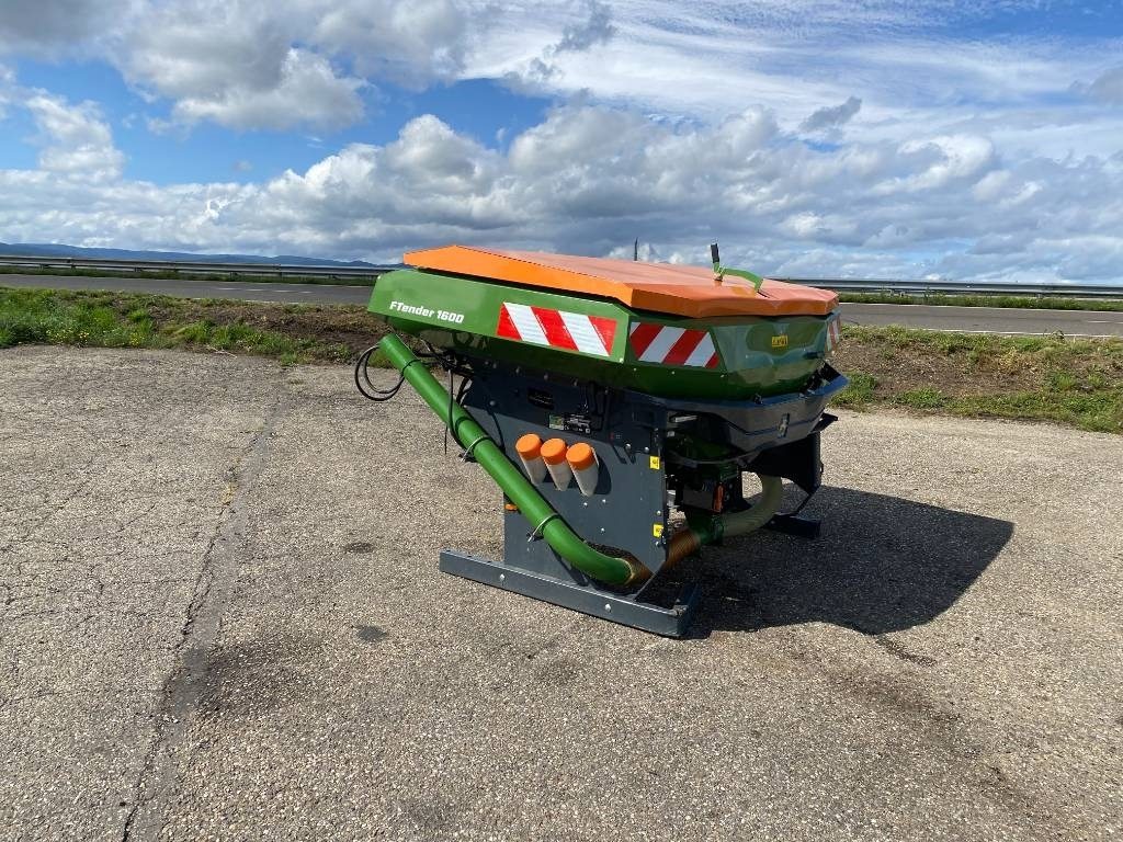 Amazone F-TENDER 1600 Endommagée - Esparcidor de fertilizantes: foto 3 Amazone F-TENDER 1600 Endommagée - Esparcidor de fertilizantes: foto 3