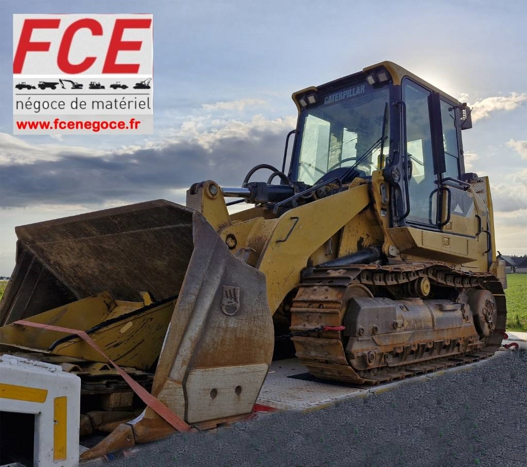 CAT 953 D A REPARER *TO REPAIR*ZU REPARIEREN  - Cargadora de cadenas: foto 1 CAT 953 D A REPARER *TO REPAIR*ZU REPARIEREN  - Cargadora de cadenas: foto 1