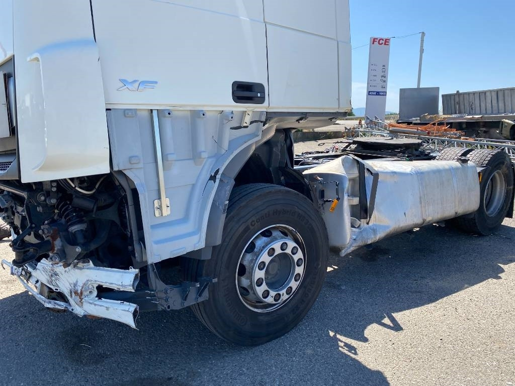Cabeza tractora DAF XF 480 SpaceCab: foto 9