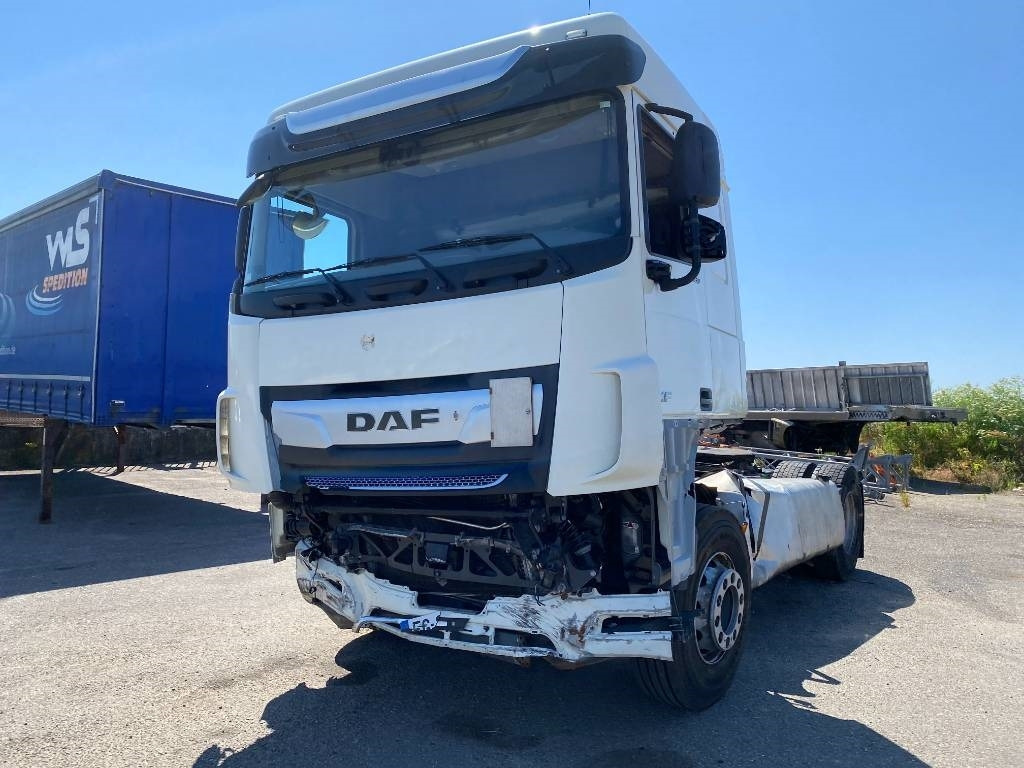 Cabeza tractora DAF XF 480 SpaceCab: foto 29