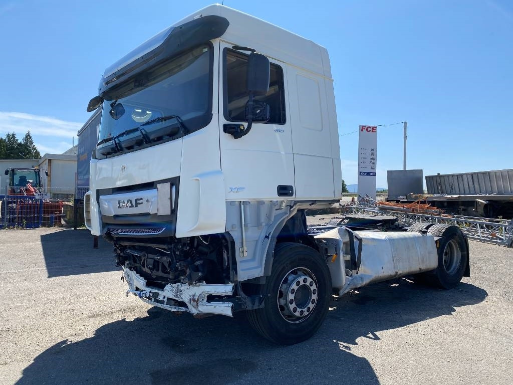 Cabeza tractora DAF XF 480 SpaceCab: foto 27