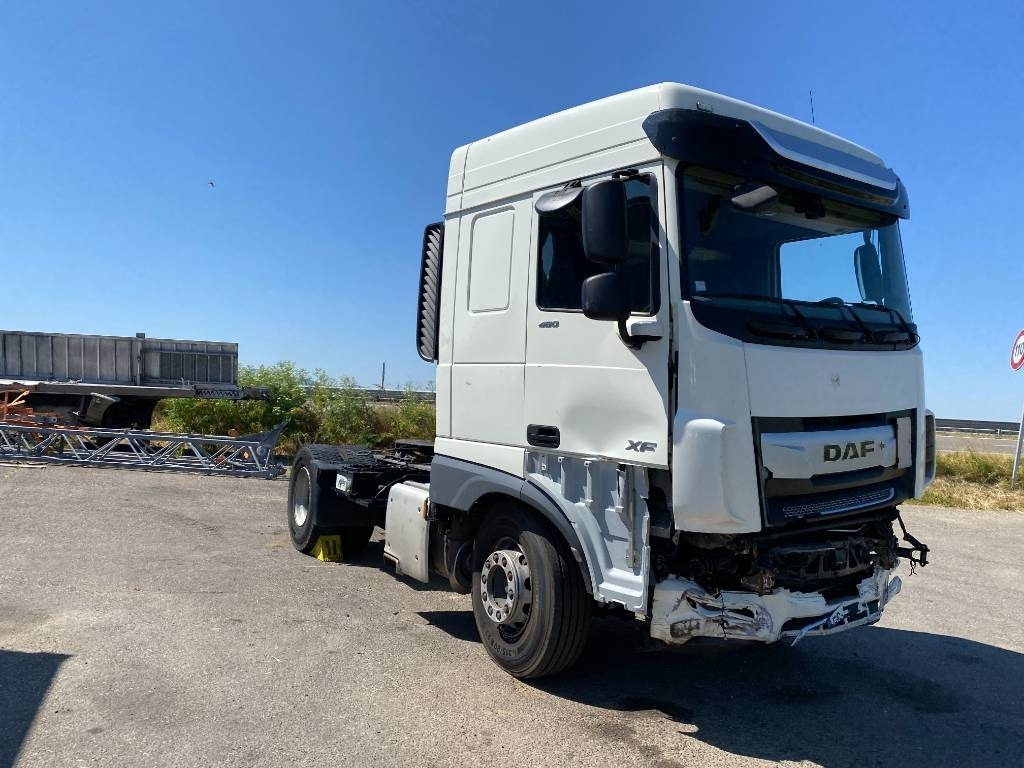Cabeza tractora DAF XF 480 SpaceCab: foto 35