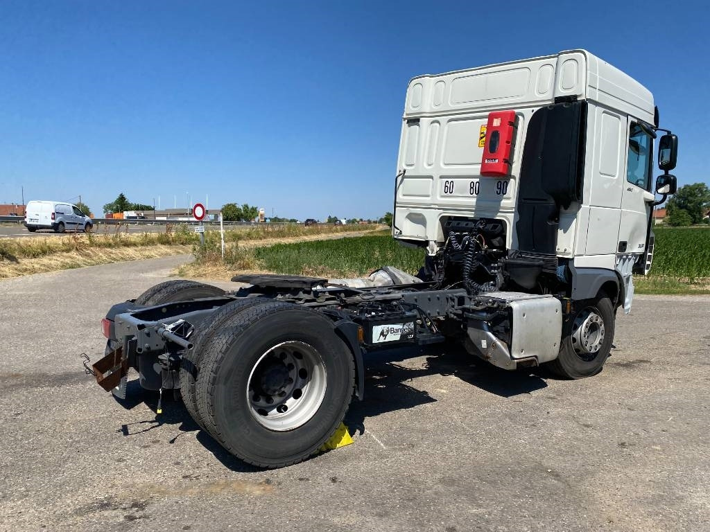 Cabeza tractora DAF XF 480 SpaceCab: foto 40