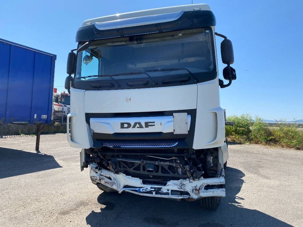 Cabeza tractora DAF XF 480 SpaceCab: foto 30