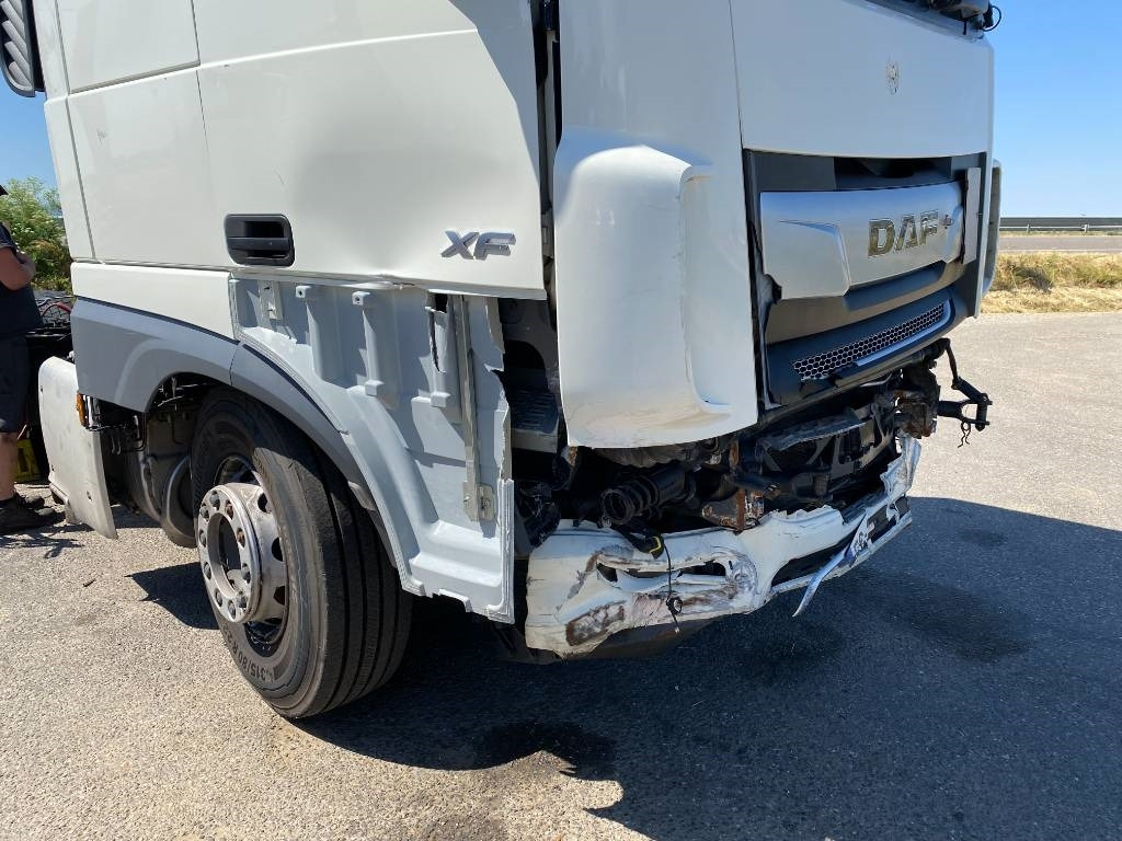 Cabeza tractora DAF XF 480 SpaceCab: foto 11