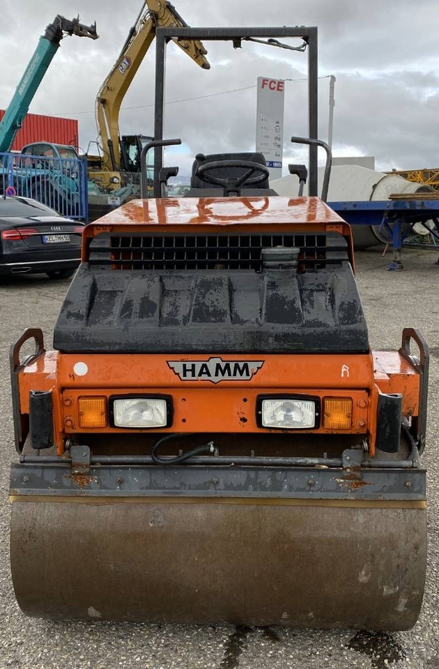 Hamm HD 12 a réparer /Machine d'origine Française - Apisonadora de asfalto: foto 2 Hamm HD 12 a réparer /Machine d'origine Française - Apisonadora de asfalto: foto 2