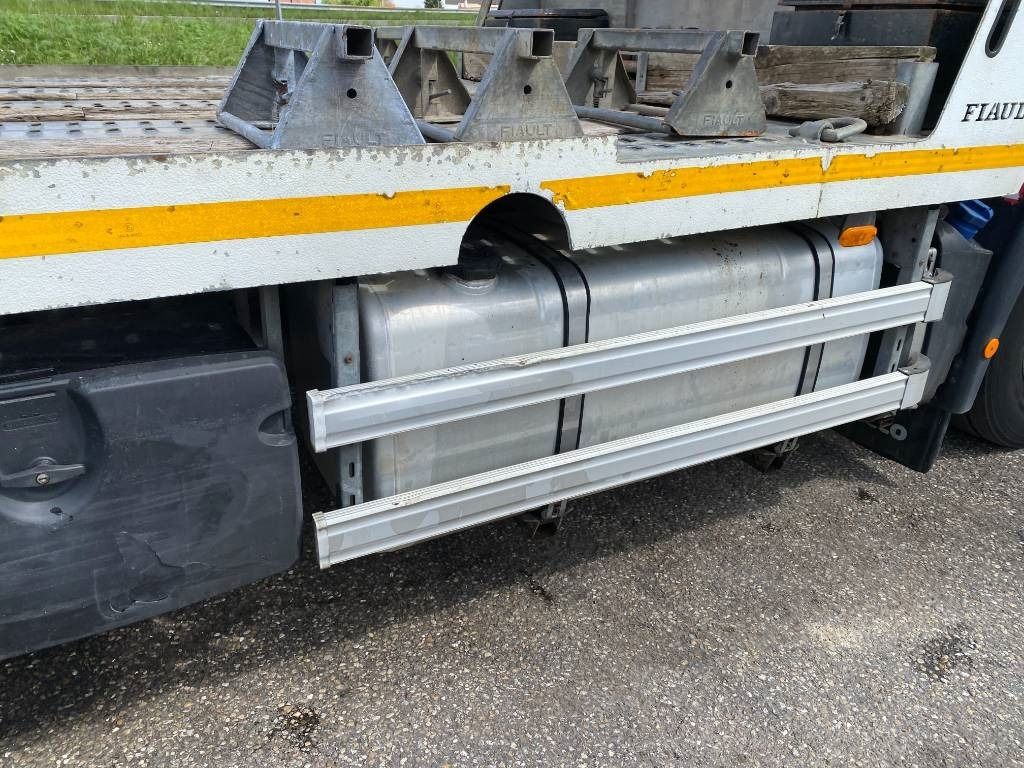 Camión portavehículos Iveco STRALIS 360 e6 A Réparer: foto 44