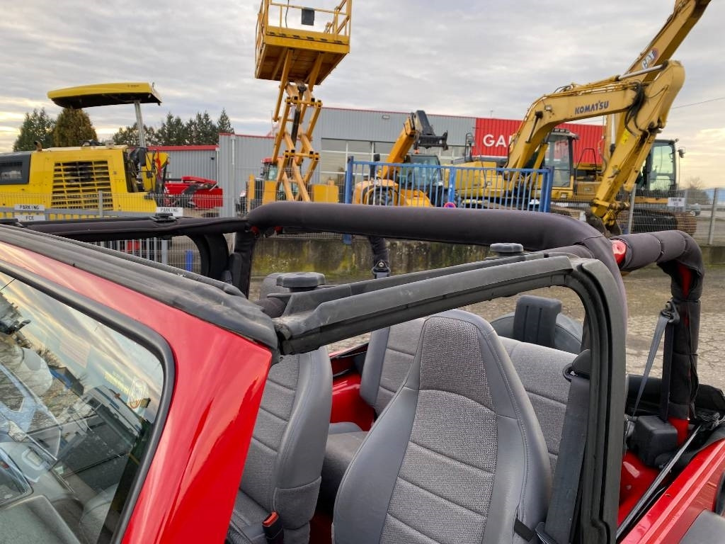SUV/ Todoterreno Jeep WRANGLER 2.5i 118 Véhicule d'Origine Française: foto 36