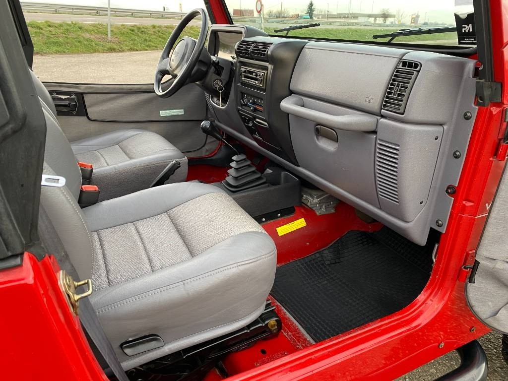 SUV/ Todoterreno Jeep WRANGLER 2.5i 118 Véhicule d'Origine Française: foto 22