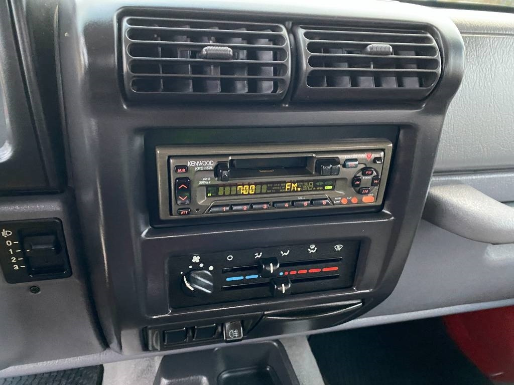 SUV/ Todoterreno Jeep WRANGLER 2.5i 118 Véhicule d'Origine Française: foto 42