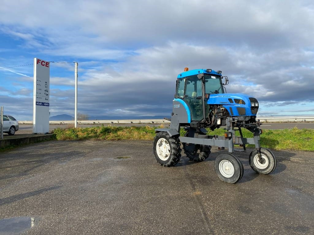 Landini REX R70V Enjambeur a Grand dégagement endommagé - Tractor: foto 3 Landini REX R70V Enjambeur a Grand dégagement endommagé - Tractor: foto 3