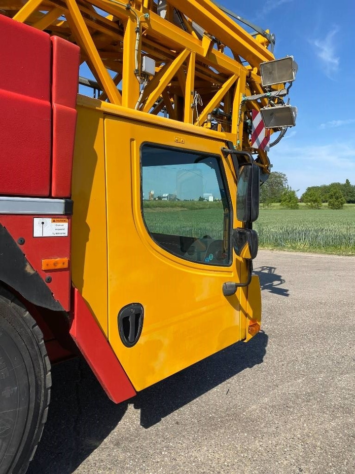 Grúa automontante Liebherr MK 88 Certificat CE / 1er Main endommagée: foto 47
