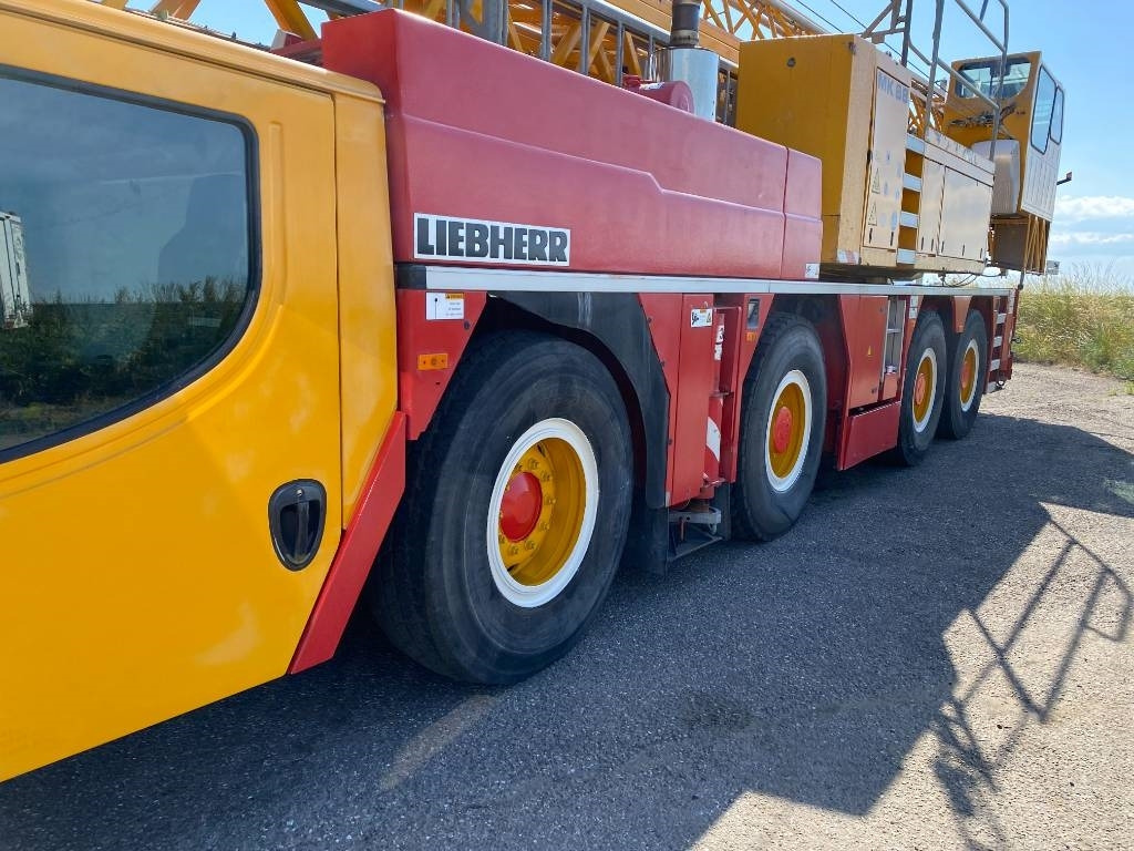 Grúa automontante Liebherr MK 88 Certificat CE / 1er Main endommagée: foto 20