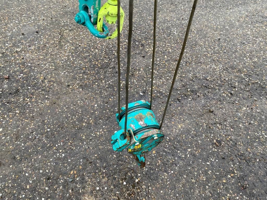 Grúa sobre orugas Maeda MC 174 CRM 1er Main Origine Française endommagée: foto 33