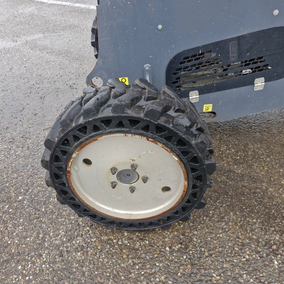 Plataforma articulada Manitou MAN GO12: foto 15