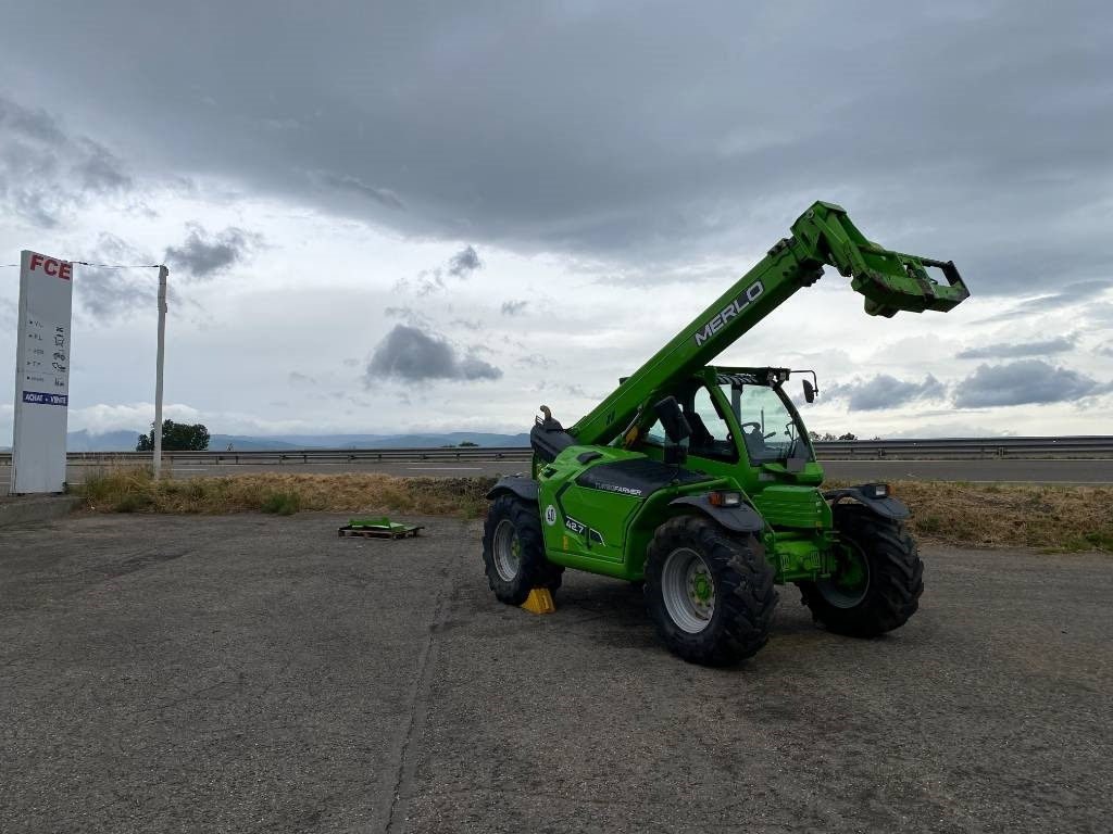 Merlo TF 42.7-145 / 40Km/H endommagé - Manipulador telescópico: foto 3 Merlo TF 42.7-145 / 40Km/H endommagé - Manipulador telescópico: foto 3