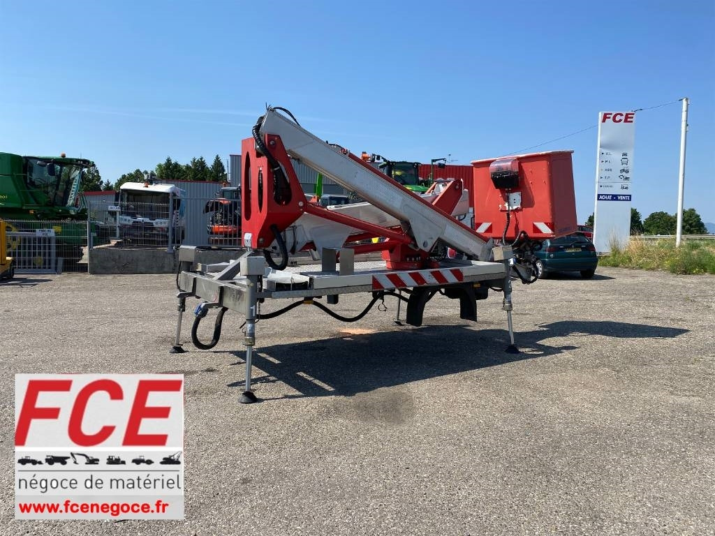 Multitel Nacelle Multitel MX 200 A réviser - Camión con plataforma elevadora: foto 1 Multitel Nacelle Multitel MX 200 A réviser - Camión con plataforma elevadora: foto 1