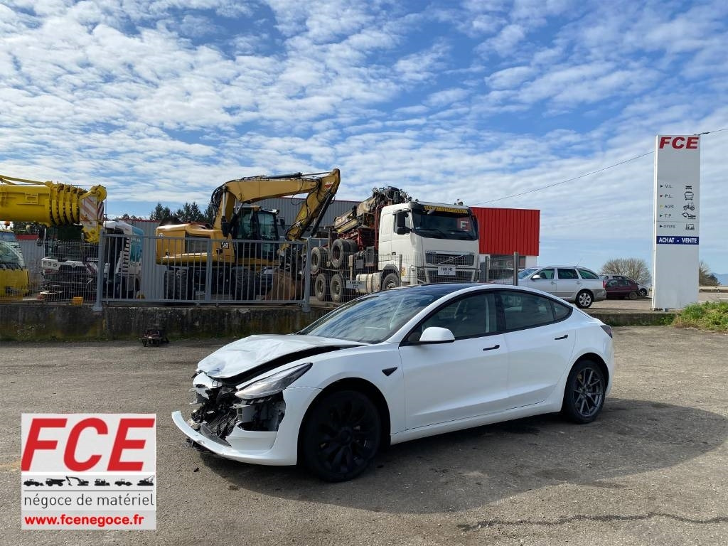Tesla MODEL 3 - 5YJ3 Rwd Origine Française - Coche: foto 1 Tesla MODEL 3 - 5YJ3 Rwd Origine Française - Coche: foto 1