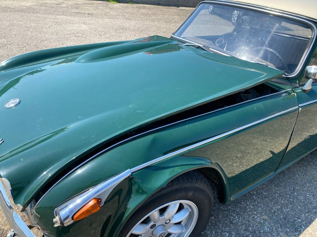 Coche Triumph TR4-A + Hard Top / OldTimer endommagé: foto 11