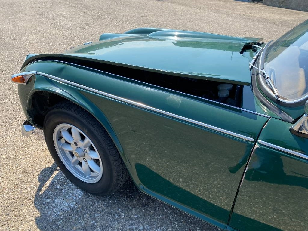 Coche Triumph TR4-A + Hard Top / OldTimer endommagé: foto 24