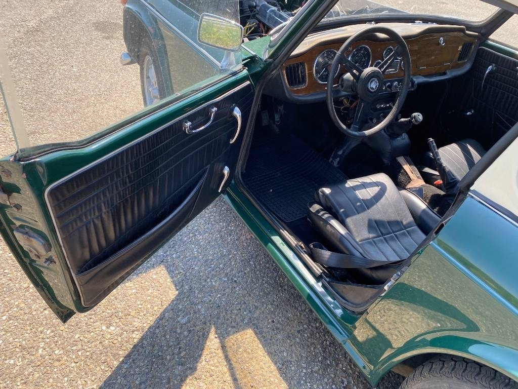 Coche Triumph TR4-A + Hard Top / OldTimer endommagé: foto 19