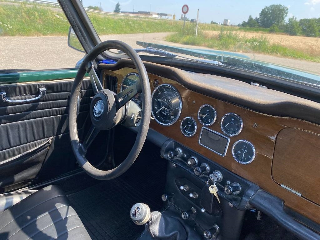 Coche Triumph TR4-A + Hard Top / OldTimer endommagé: foto 47