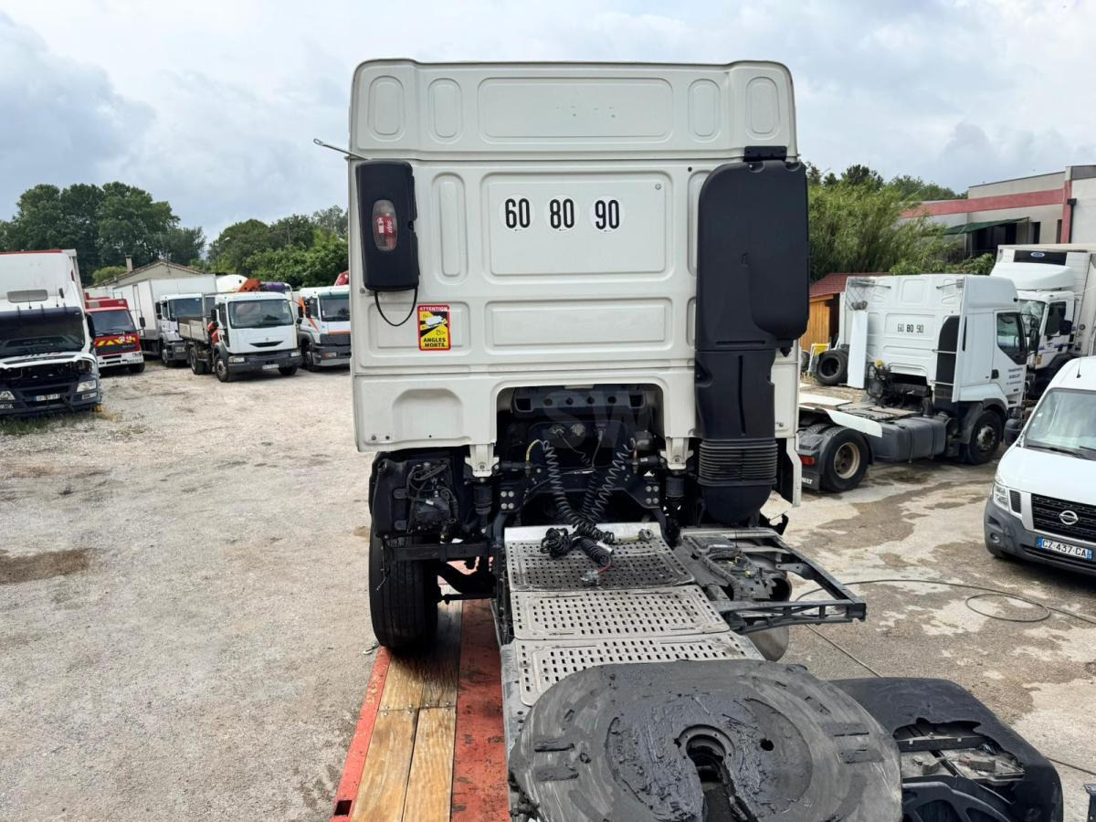 DAF XF 460 - Cabeza tractora: foto 4 DAF XF 460 - Cabeza tractora: foto 4