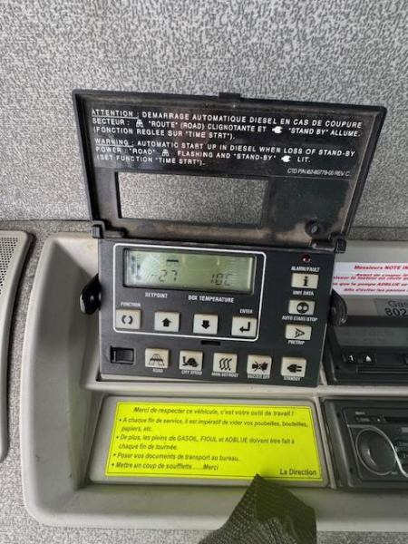 Iveco STRALIS 360 EEV FRIGO HAYON CARRIER - Camión frigorífico: foto 5 Iveco STRALIS 360 EEV FRIGO HAYON CARRIER - Camión frigorífico: foto 5