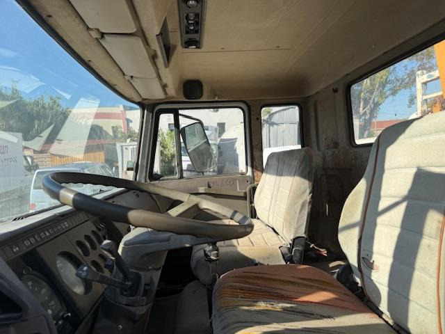 Iveco UNIC 175-24 BENNE GRUE - Camión volquete, Camión grúa: foto 5 Iveco UNIC 175-24 BENNE GRUE - Camión volquete, Camión grúa: foto 5