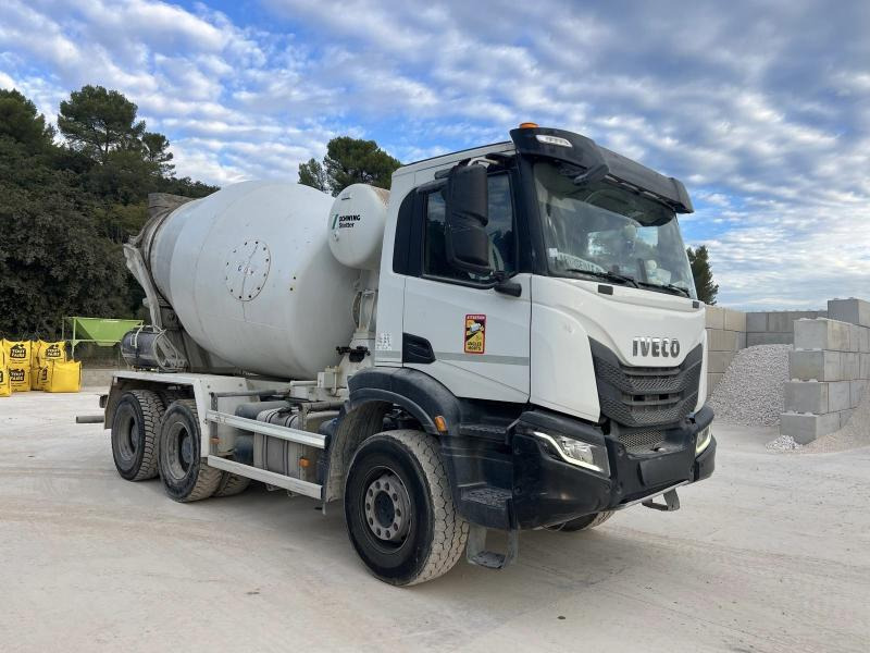 Iveco X-WAY 420 MALAXEUR STETTER 6X4 - Camión hormigonera: foto 1 Iveco X-WAY 420 MALAXEUR STETTER 6X4 - Camión hormigonera: foto 1
