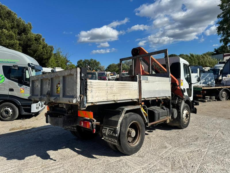 Renault Midlum 210 - Camión volquete: foto 4 Renault Midlum 210 - Camión volquete: foto 4