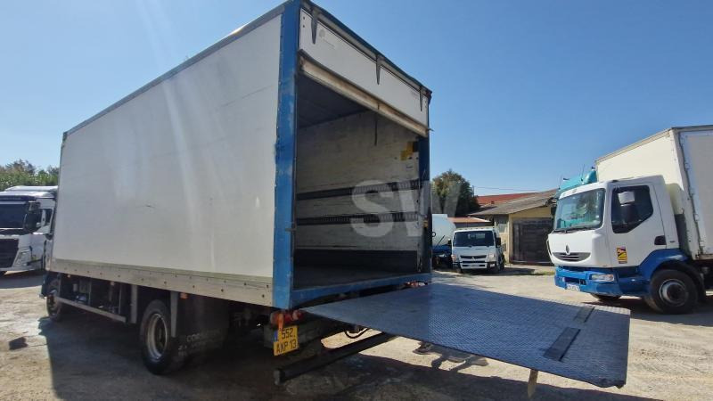 Renault Midlum 220 DCI - Camión caja cerrada: foto 5 Renault Midlum 220 DCI - Camión caja cerrada: foto 5