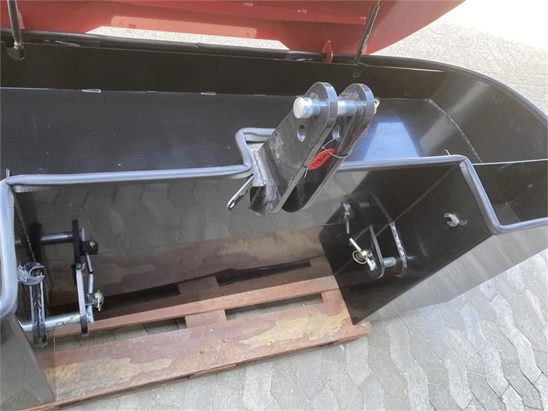 Case IH Frontvægtklods 1800 kg - Contrapeso: foto 3 Case IH Frontvægtklods 1800 kg - Contrapeso: foto 3