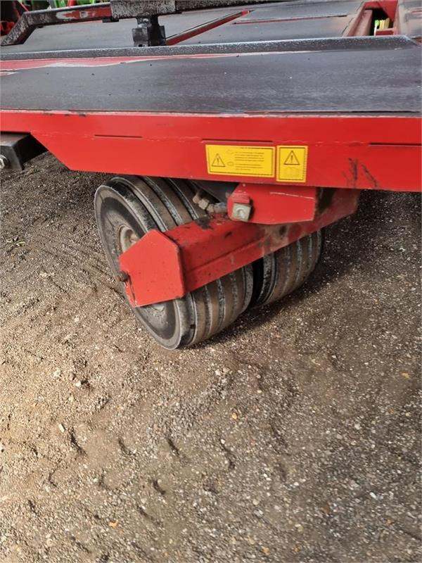 Empacadora de pacas cuadradas Massey Ferguson >190 bigpallepresser Parkland Ballevogn: foto 6