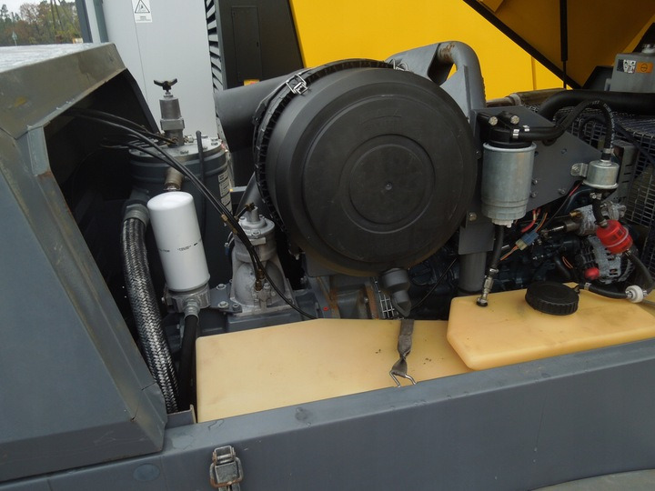 ATLAS COPCO XAS137 - Compresor de aire: foto 2 ATLAS COPCO XAS137 - Compresor de aire: foto 2