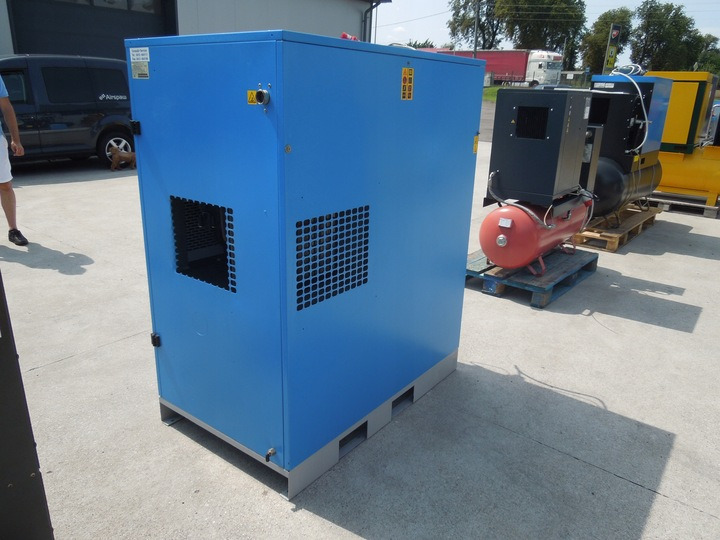 GRASSAIR RLR 20 V9 RLR 20 V9 - Compresor de aire: foto 2 GRASSAIR RLR 20 V9 RLR 20 V9 - Compresor de aire: foto 2